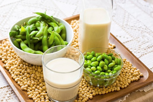 Đậu nành và các chế phẩm làm từ đậu tốt cho người thoái hóa khớp