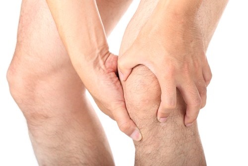 Khớp khô cứng khó vận động do thiếu hụt dưỡng chất 
