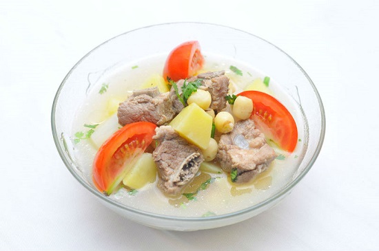 Nước hầm xương bổ sung dưỡng chất tốt cho sức khỏe xương khớp