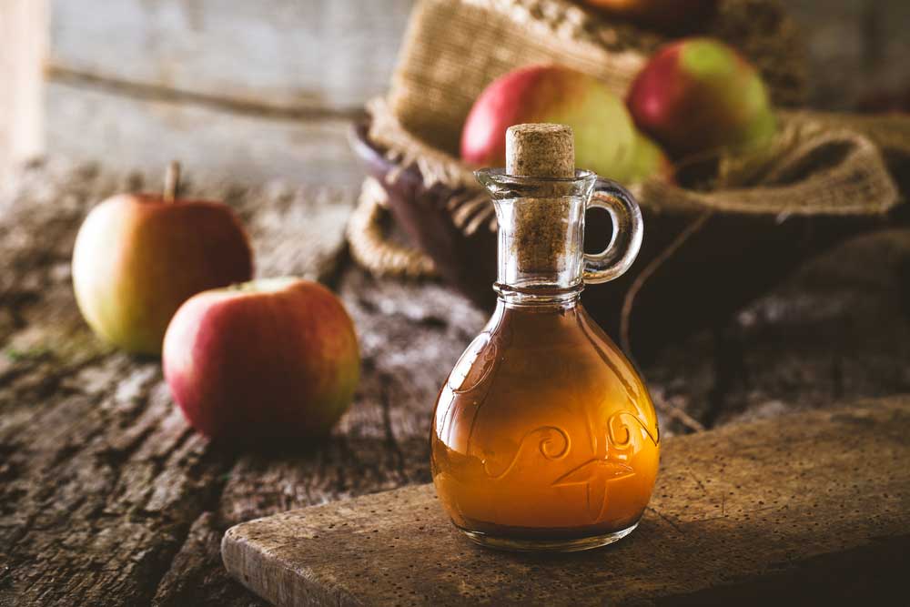 Sử dụng giấm táo hạn chế các cơn đau do viêm xương khớp ở tay