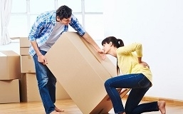Đau từ thắt lưng xuống chân phải có nguy hiểm không? Đau từ thắt lưng xuống chân phải có nguy hiểm không?
