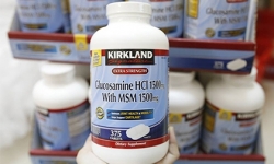 Glucosamine là gì? Tác dụng của Glucosamine với sức khỏe xương khớp Glucosamine là gì? Tác dụng của Glucosamine với sức khỏe xương khớp